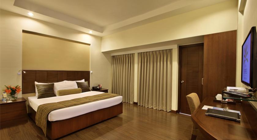 Hotel Express Towers